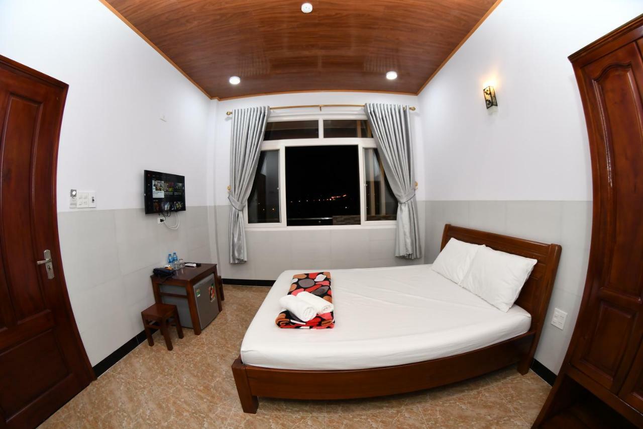 Hotel Nha Nghi Hung Hoa Phan Thiết Exteriér fotografie